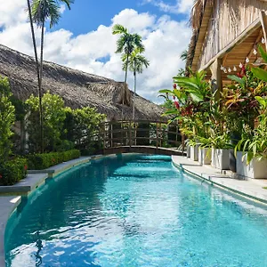 https://takuma-boutik-hotel.comcaribbean.com